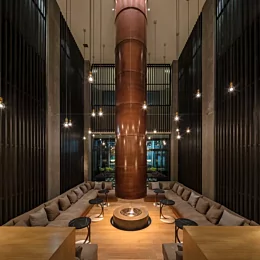 「TWIN LINE HOTEL」様にEcoSmart Fireをご採用頂きました。
エコスマートファイヤーの炎は、ラウンジにて団欒の空間...